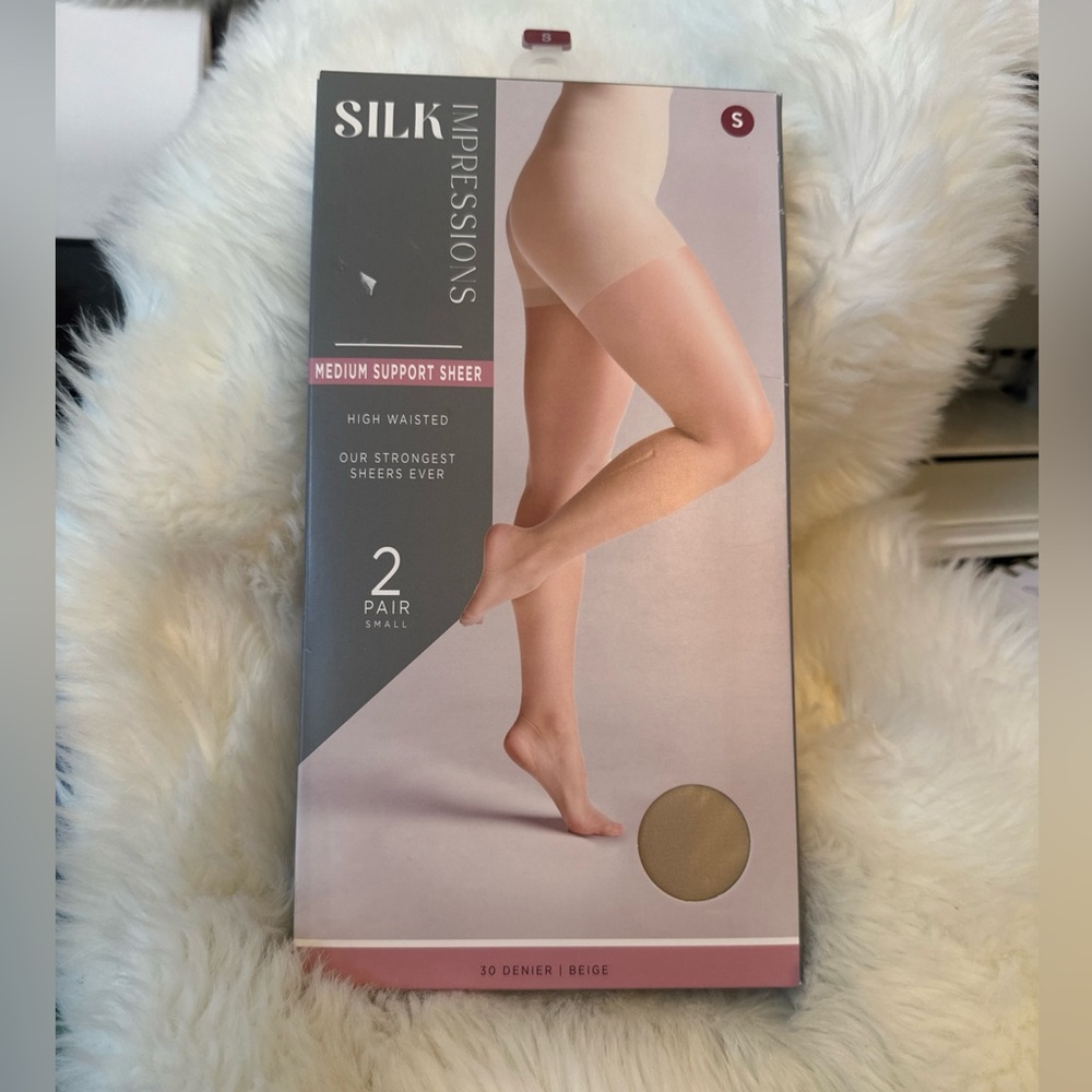 Silk Impressions Sheer shimmer pantyhose 2 Pairs, 20 Denier, BEIGE Size L